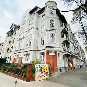 Apartment List 2 Bedroom Away From